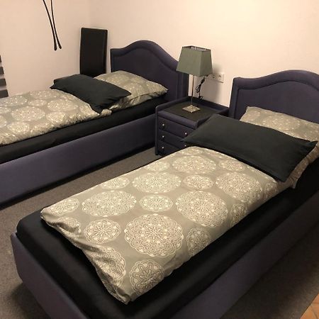 Messezimmer 4U Düsseldorf Kültér fotó