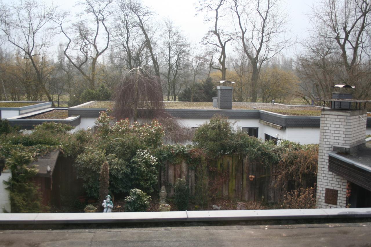 Messezimmer 4U Düsseldorf Szoba fotó